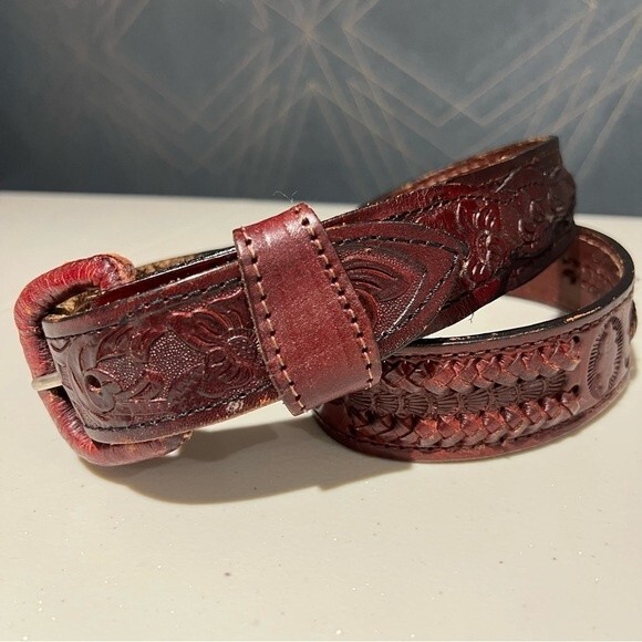 Mexican tooled leather belt - Picture 1 of 13